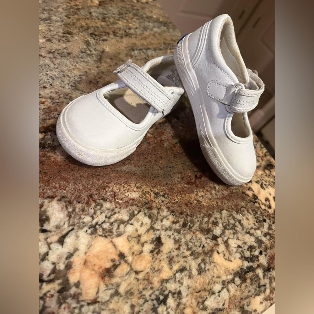 WHITE TODDLER KEDS
